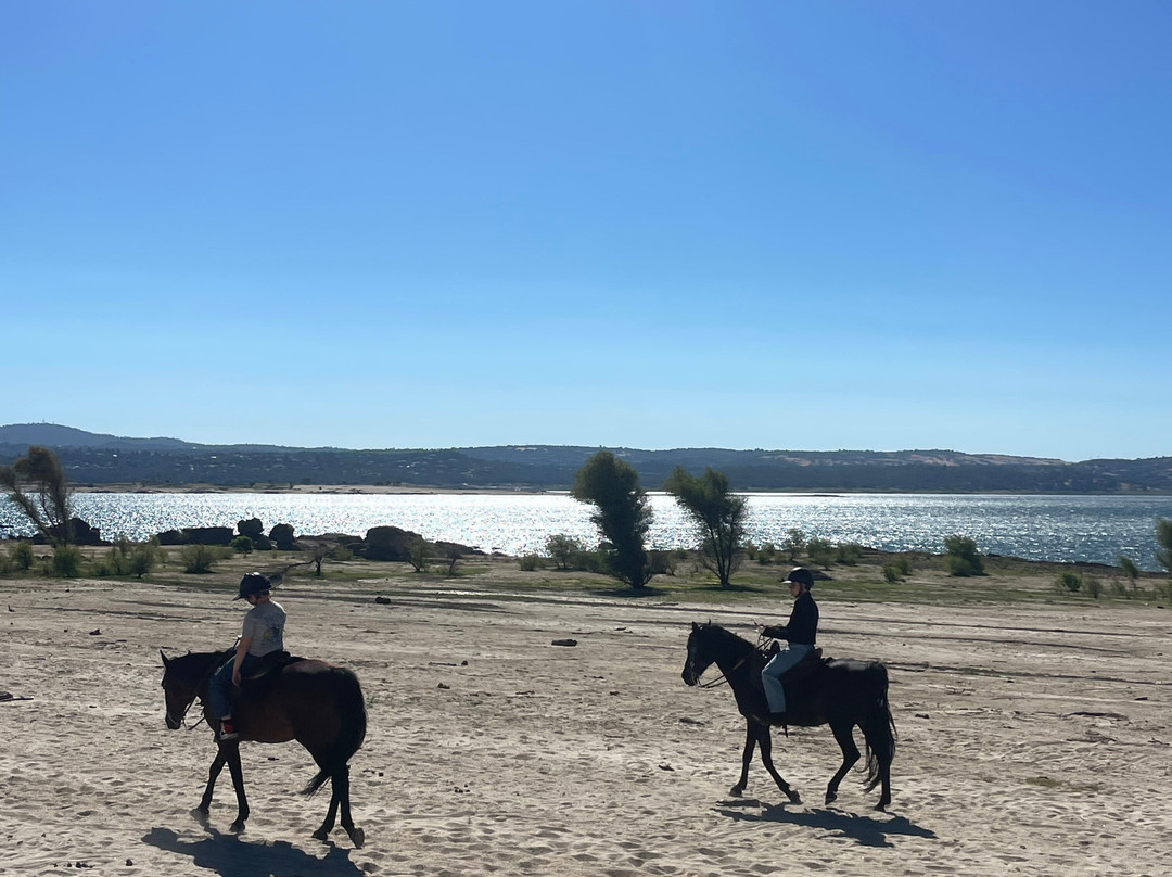 Boarding on the Lake-Granite Bay必去景点