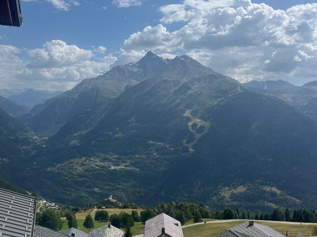 I.L.Y Hotels La Rosière主图