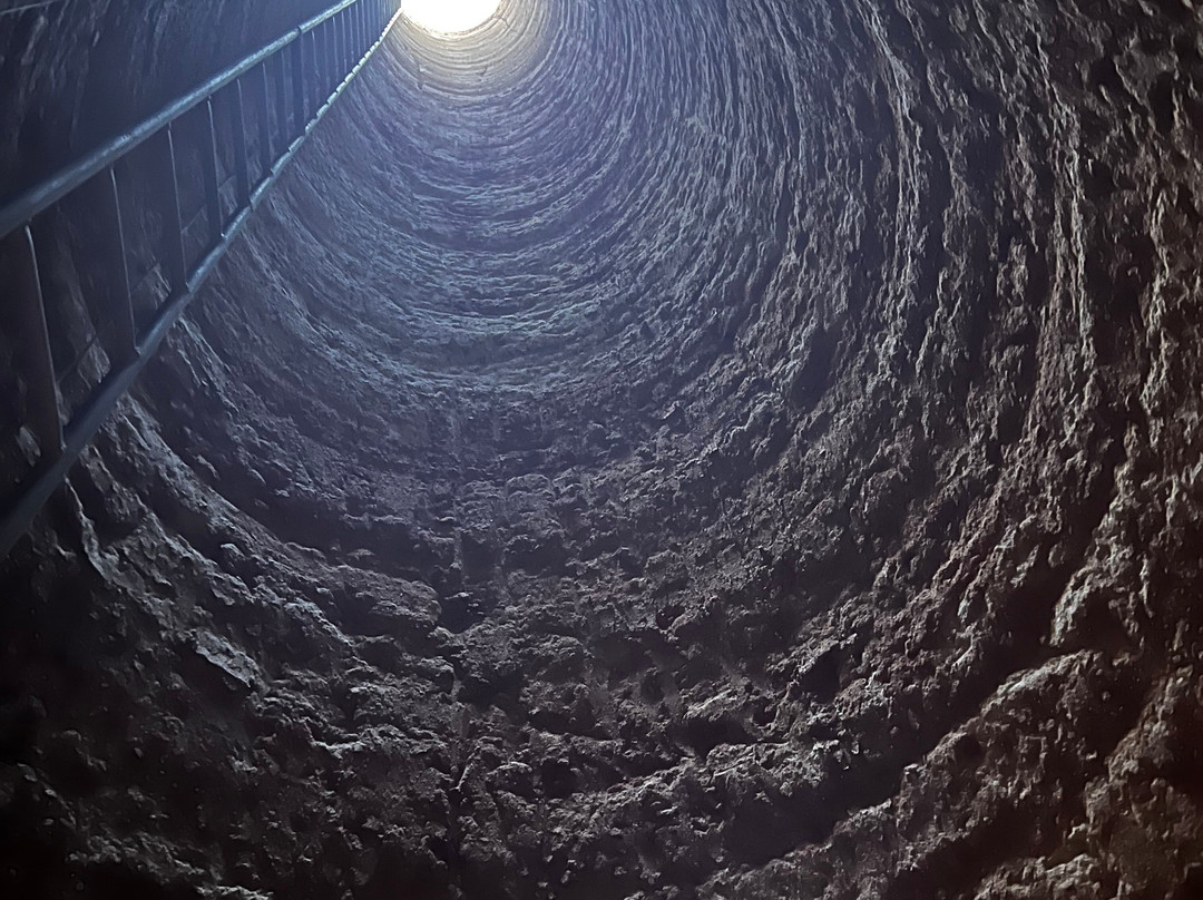 Lightning Ridge Outback Resort & Caravan Park主图