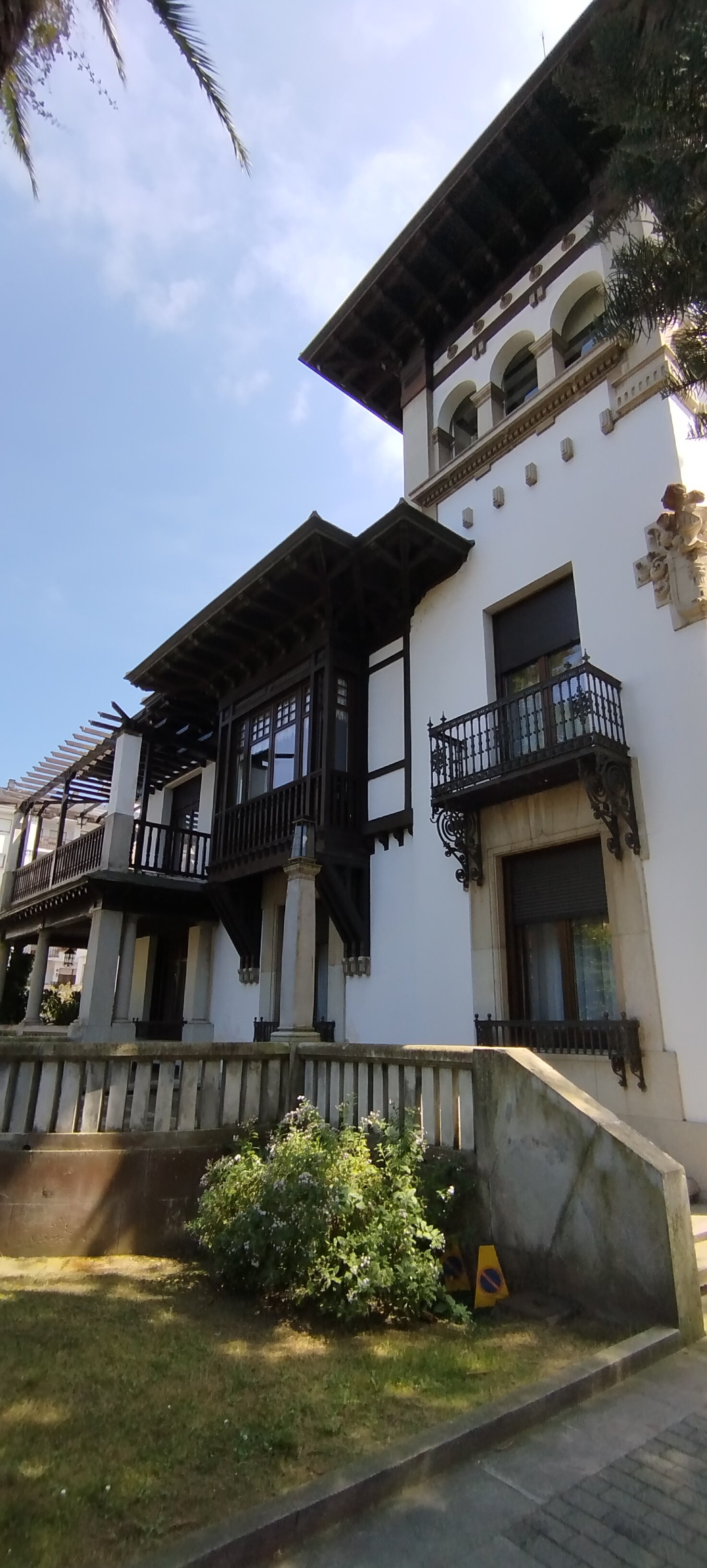 Palacio Arias-官方