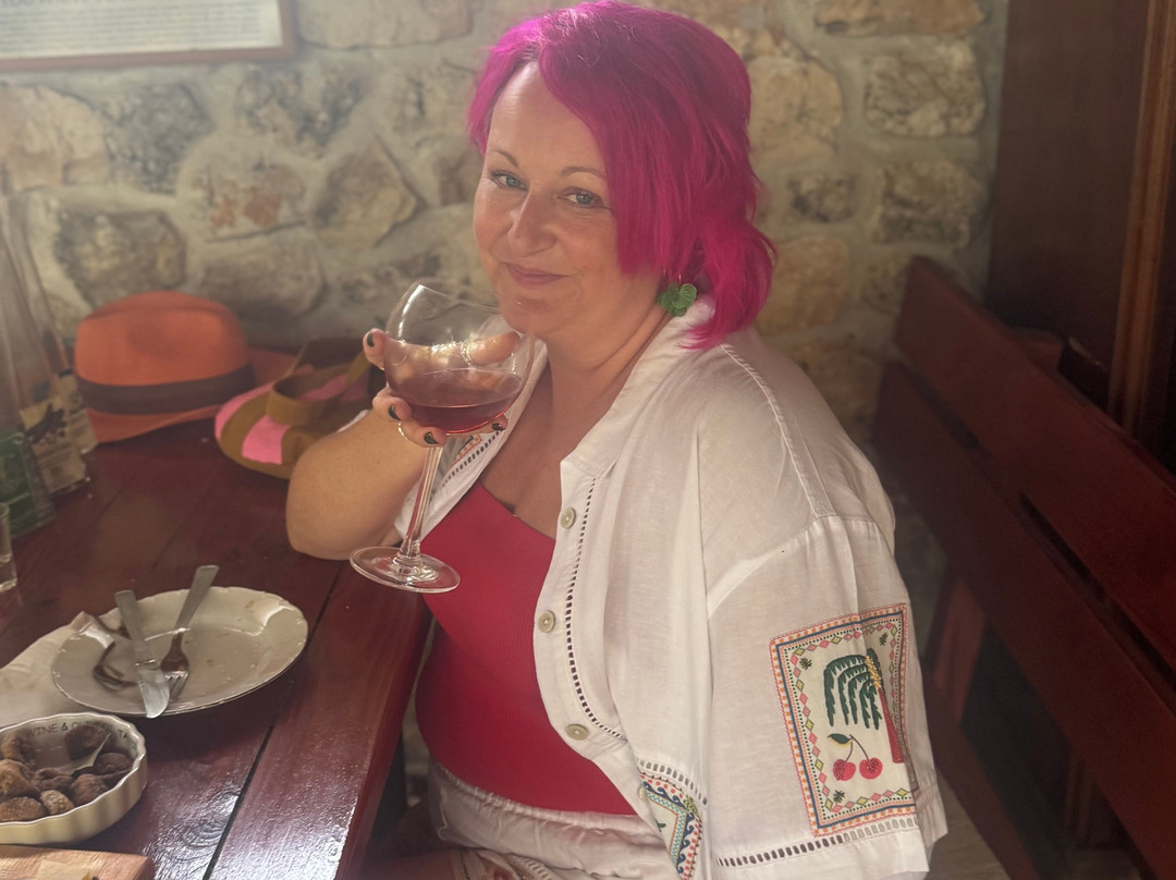 Wine Tasting Brac & Olive Oil Brac-Nerezisca必去景点