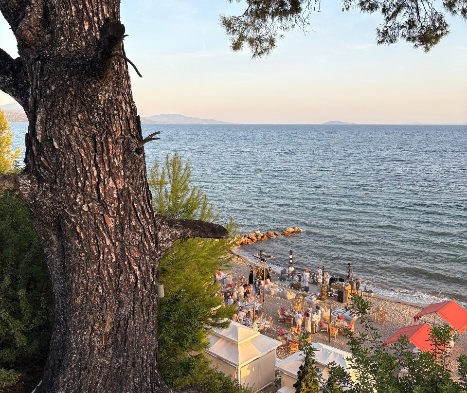 达纳伊别墅度假酒店主图