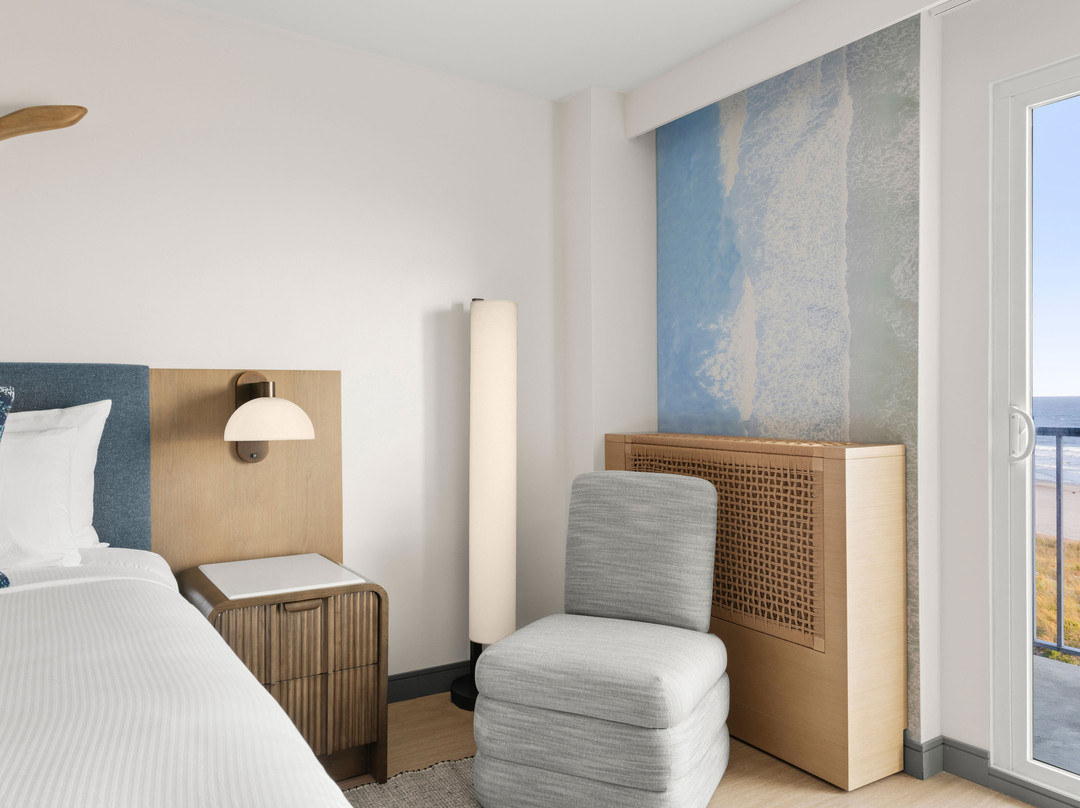 亚特兰大城海滨布劳德沃克戴斯酒店主图