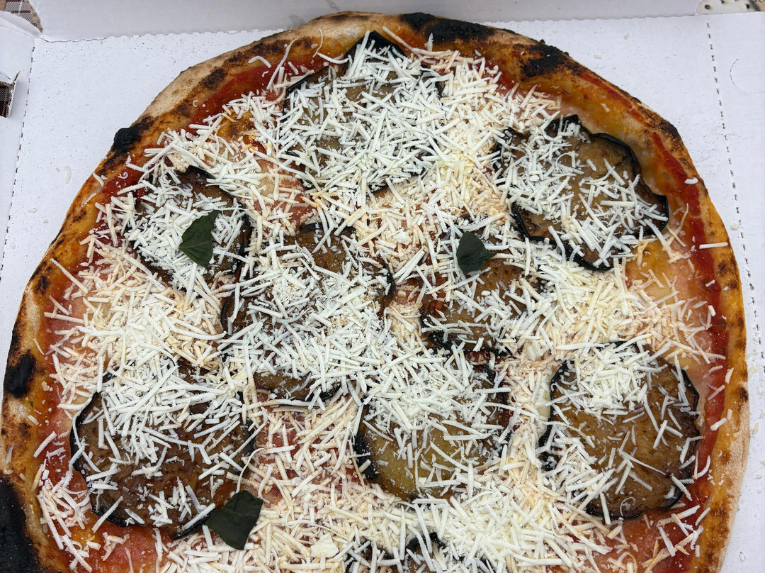 Pizzeria Mezza Luna
