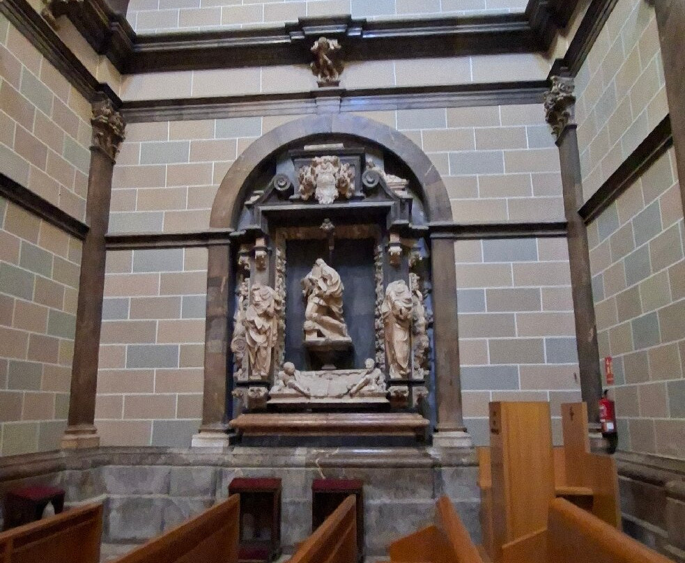 Prioral Sant Pere-雷乌斯必去景点