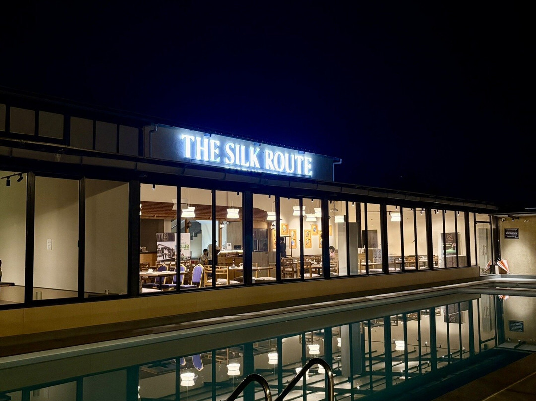 Villament Zinc Journey By The Fern, Karjat主图