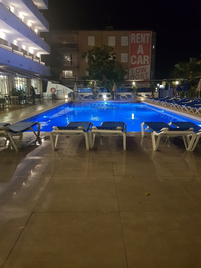 Hotel Mariant-泳池