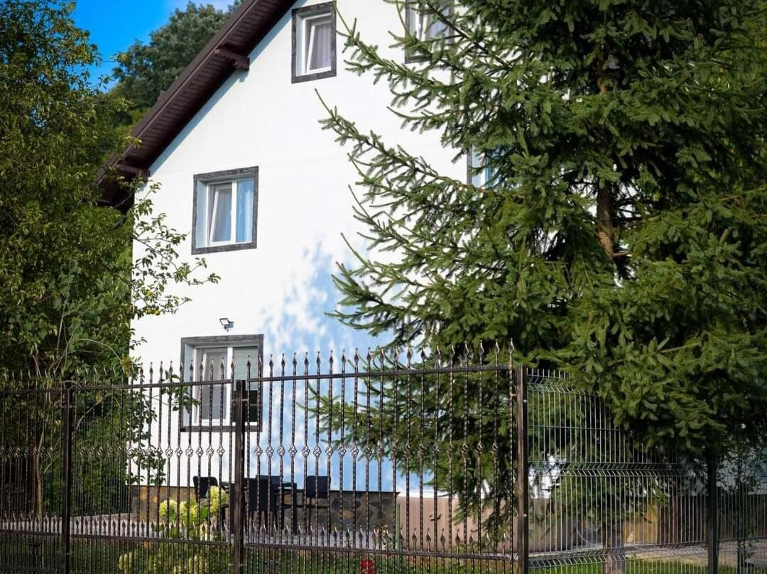Casa de pe rau