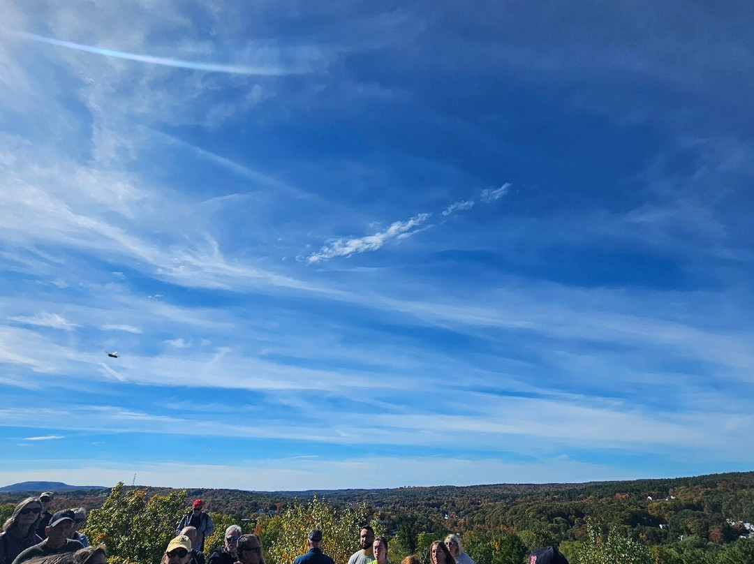 Rollstone Hill Rock Walk"-Fitchburg必去景点