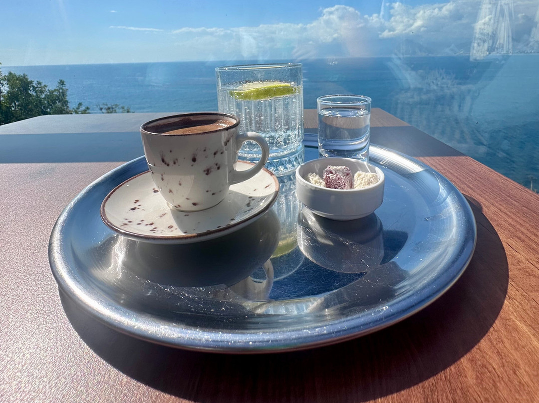 Sunset View Restaurant & Bar