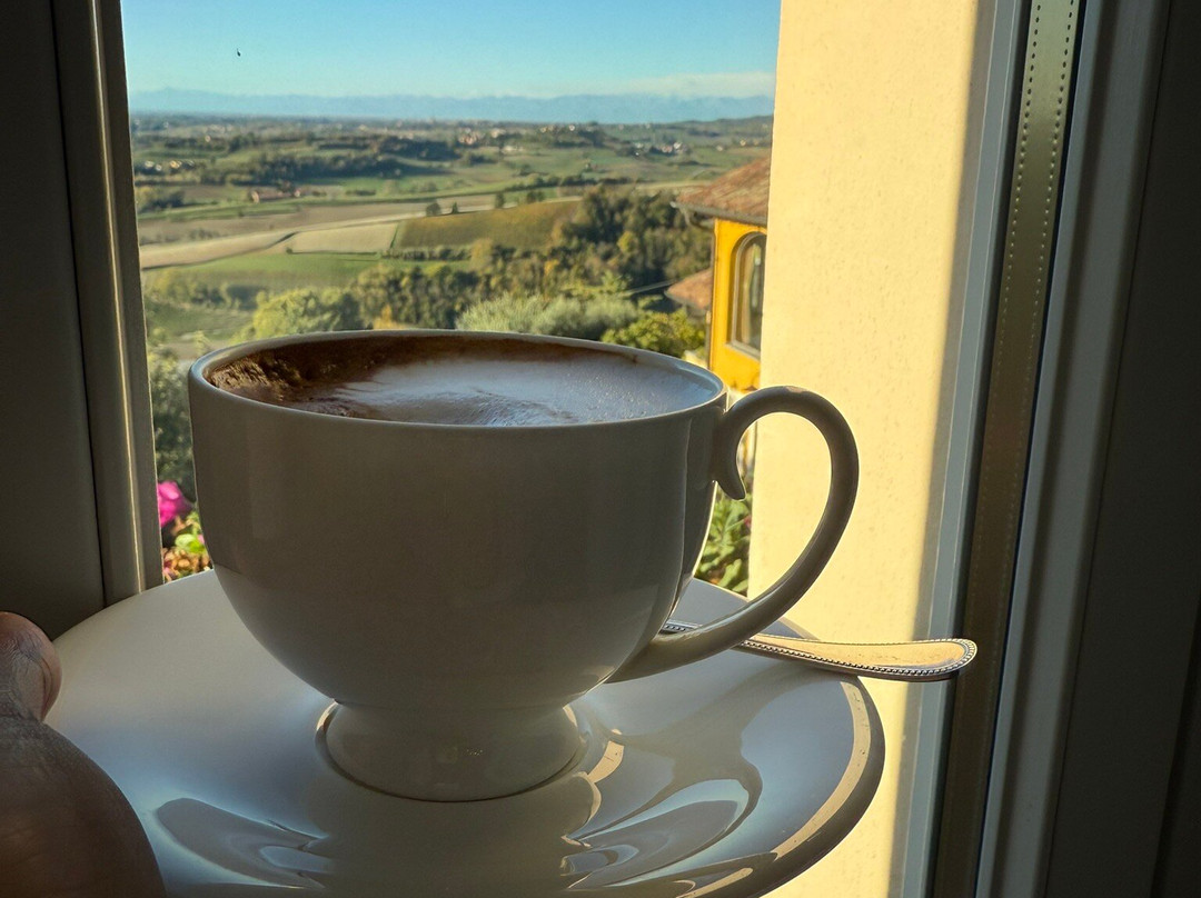 卡诺尼卡迪柯特兰佐酒店主图