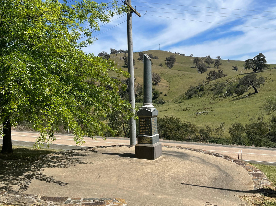 Ensay War Memorial-Ensay必去景点