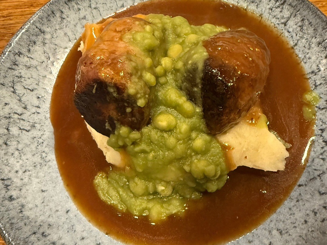 十字狐狸酒吧烧烤屋酒店主图