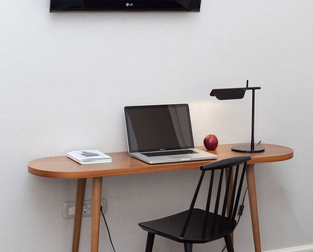 马德里热那亚怡思得酒店