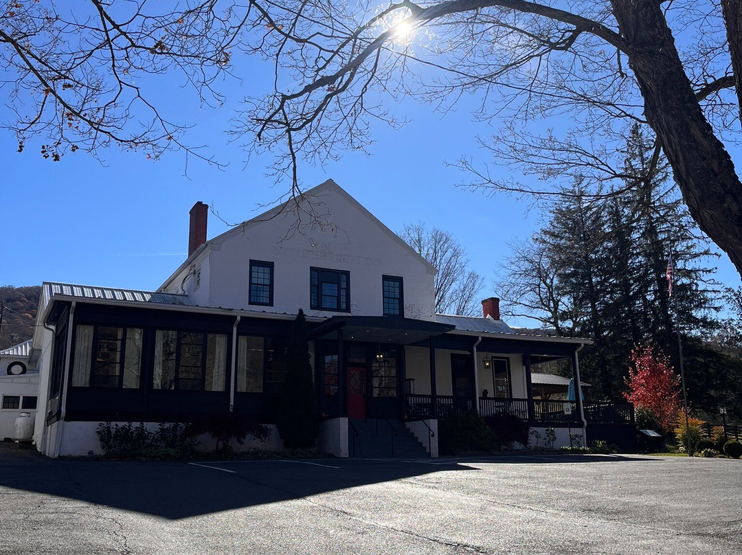 The Inn At Warm Springs主图