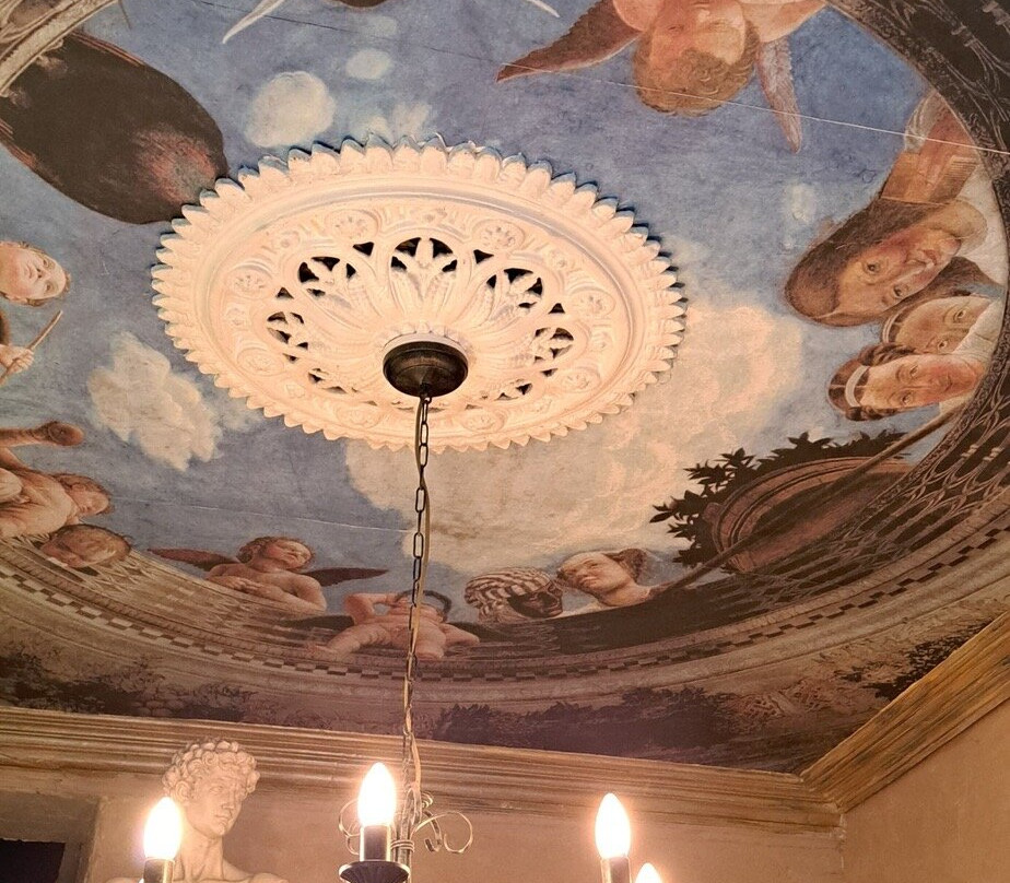 The Mirador Boutique主图