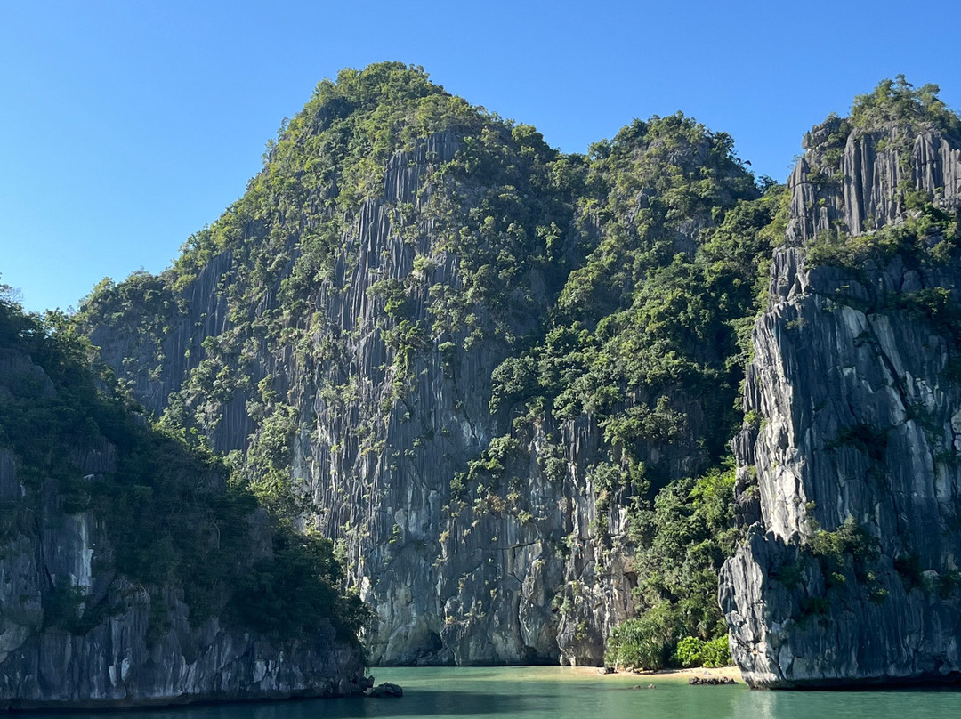 Aroma Viet Nam Travel-Cat Ba Town必去景点