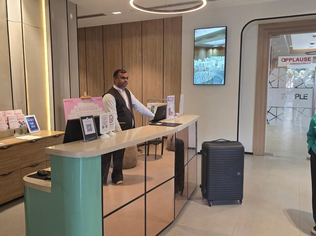 7 Apple Hotel Pratap Nagar, Jaipur主图