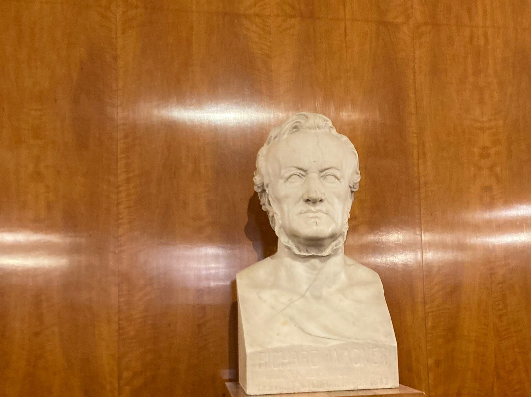 Opernhaus-莱比锡必去景点