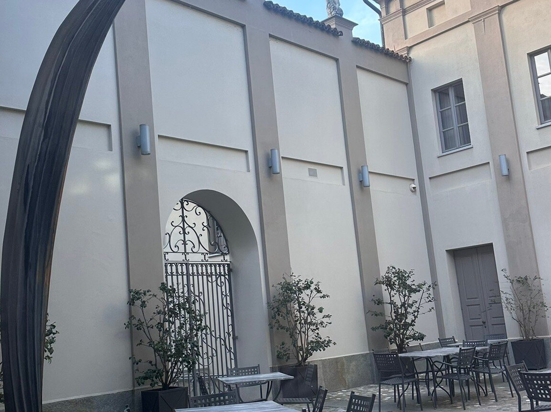 帕拉佐莱希尼酒店主图