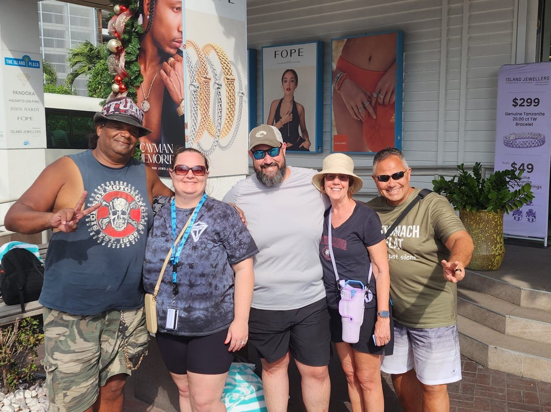 Joe Tourist Outdoor Adventures-乔治城必去景点