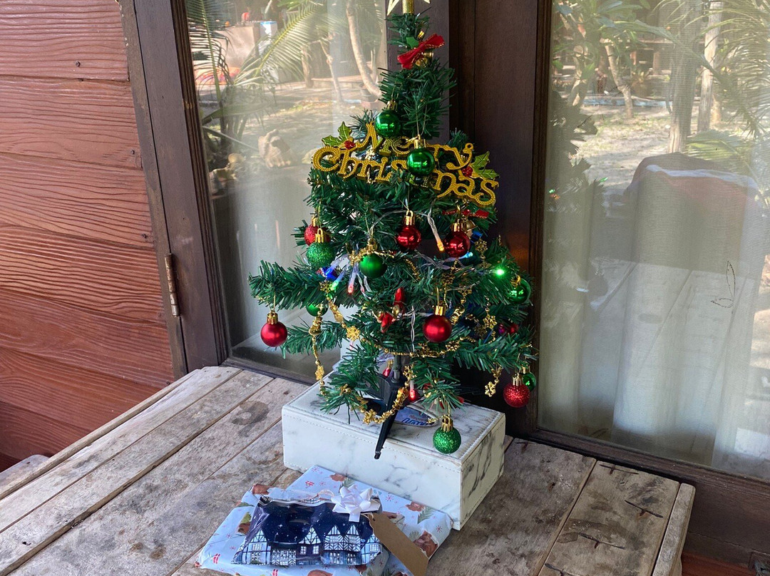 红图娜酒店主图