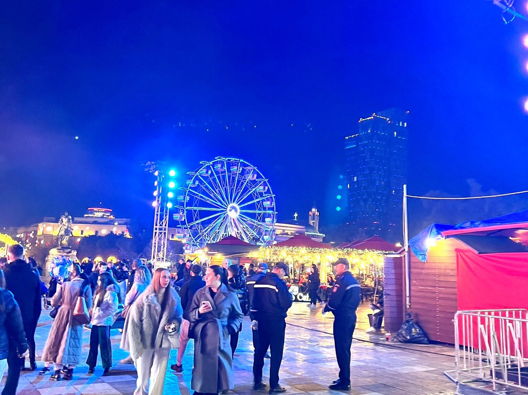 Skanderbeg Square-地拉那必去景点