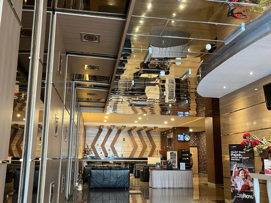 Wthree Premier Lagaligo Hotel主图