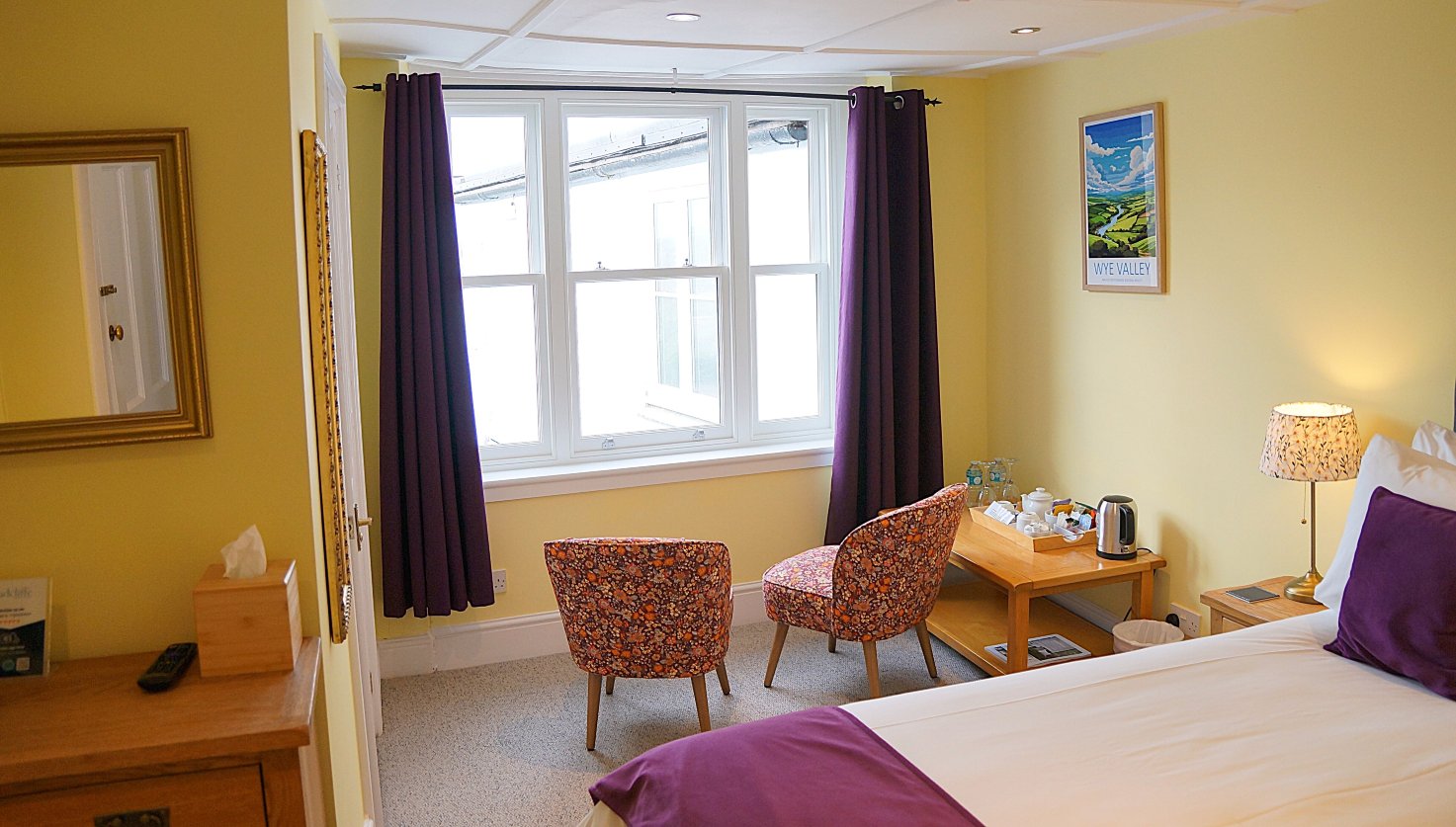 拉德克里夫旅馆-客卧