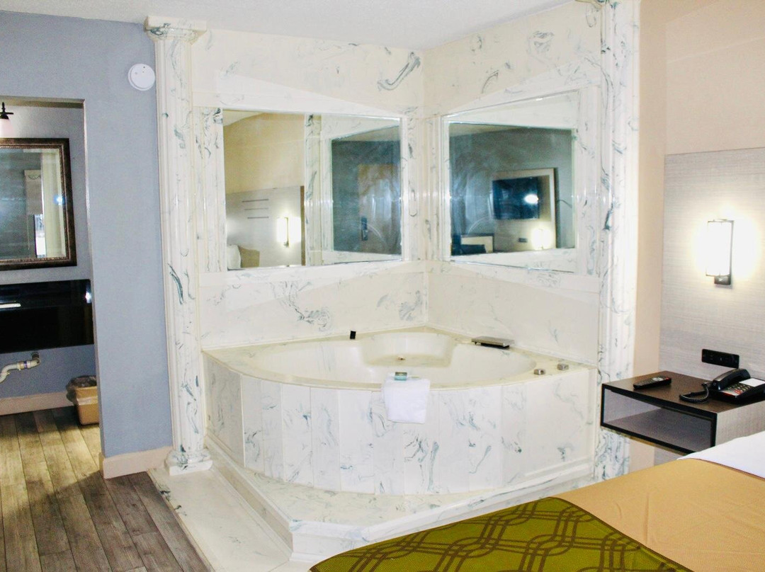 Milan Inn & Suites