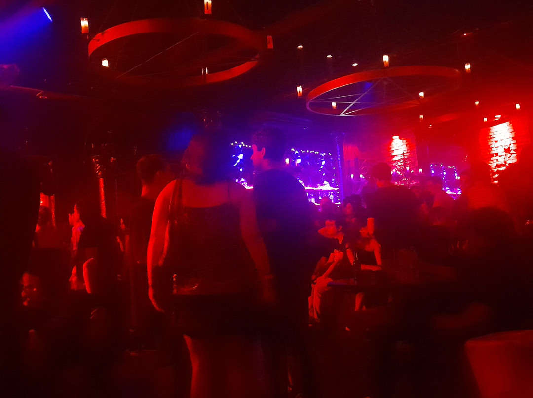 Madame Underground Club-圣保罗必去景点