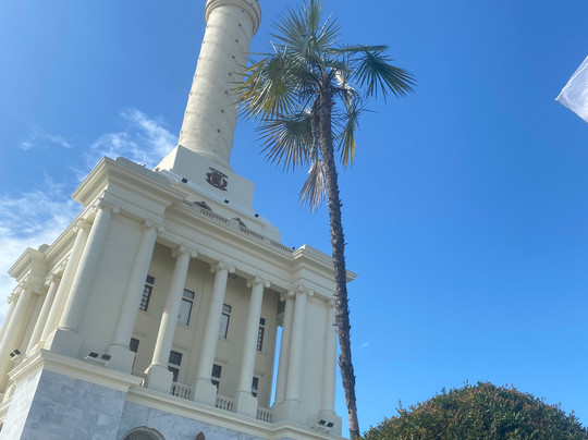 Monumento a los Heroes de la Restauracion-圣地亚哥必去景点
