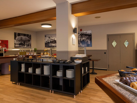 恩坎普酒店主图