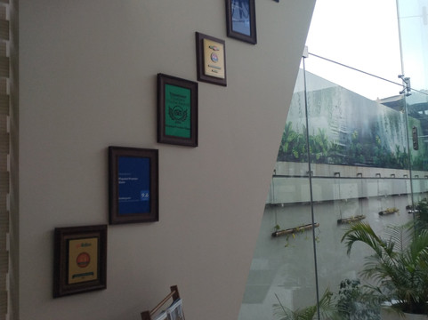 普雷米尔古纳酒店主图