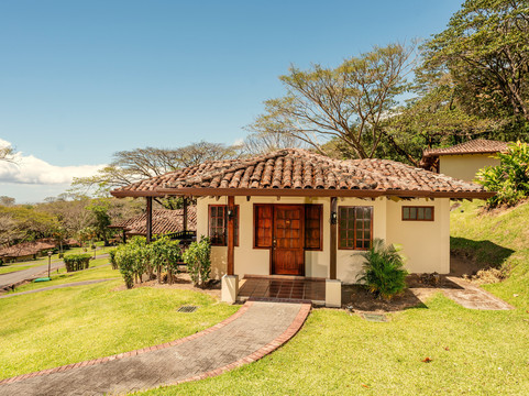 博润坤温泉度假村主图