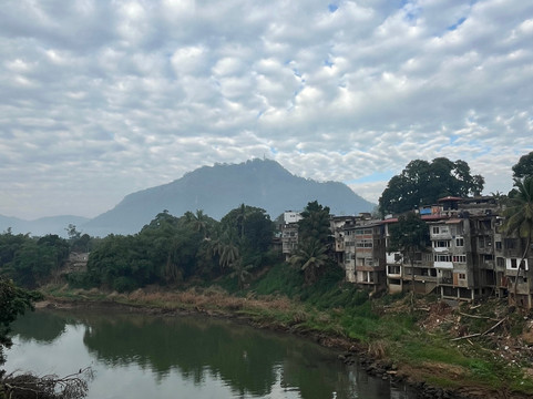 Blackson Tours-康提必去景点