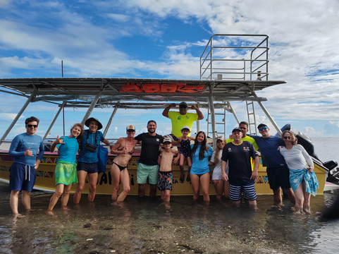 Te Pari Explorer-Teahupoo必去景点