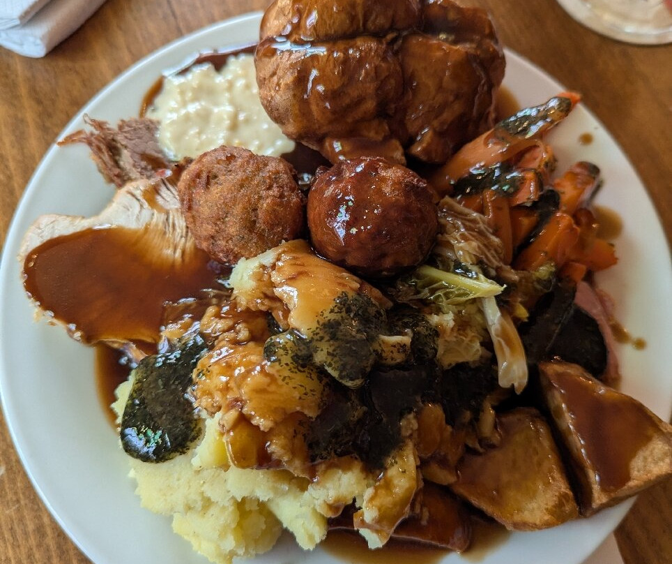 叶奥尔德红狮酒店主图