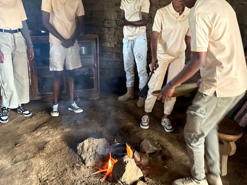 Mangalia Waterfalls-阿鲁沙必去景点