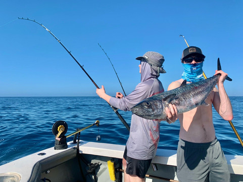 Fired Up Fishing Charters-卡纳维拉尔港必去景点