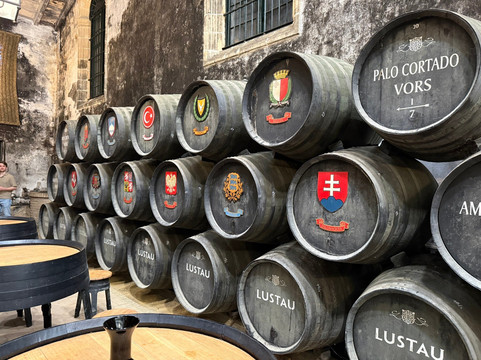 Bodegas Lustau-赫雷斯德拉弗隆特拉必去景点