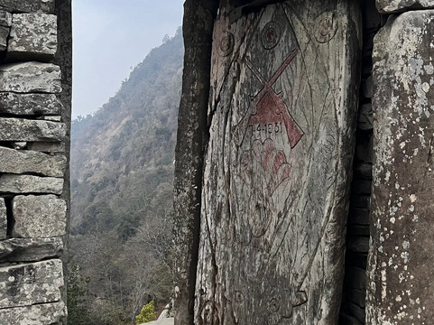 Pier Tours-Kohima必去景点