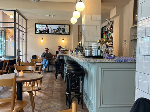 布利克酒店主图