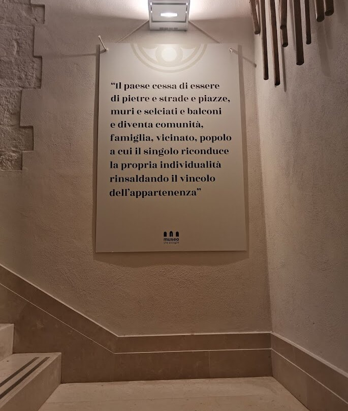 Castello Caracciolo-Sammichele di Bari必去景点