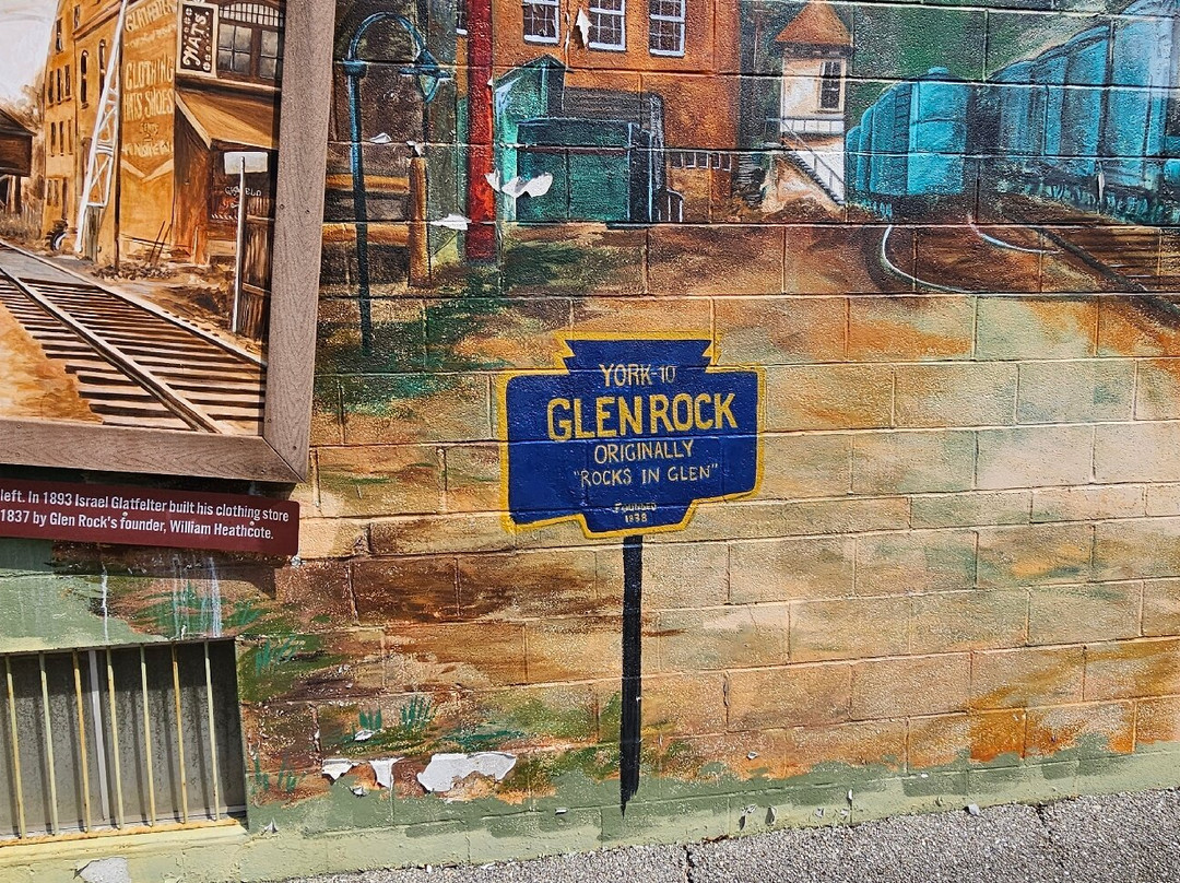Trains, Grains, and More Trains Mural-Glen Rock必去景点