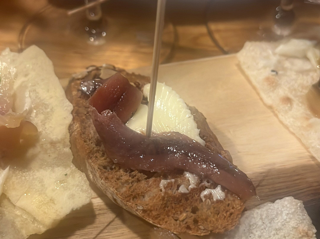 Vineria Enoteca dotvini-San Sperate必去景点