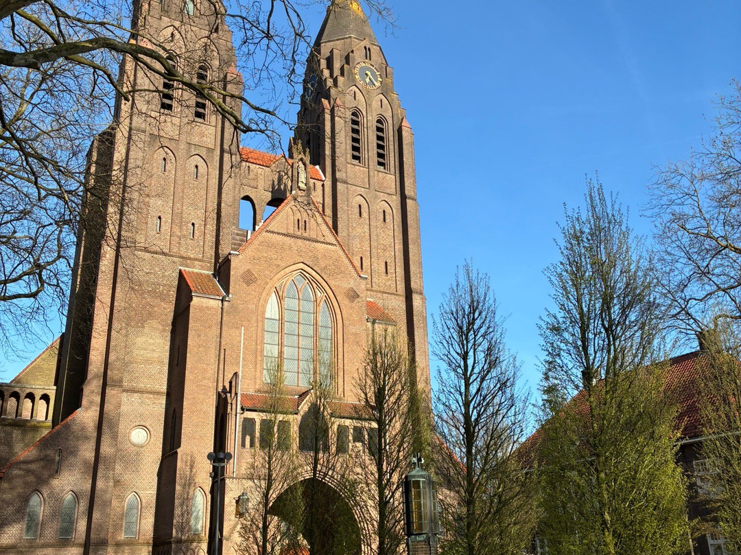 St Jansbasiliek-Laren必去景点