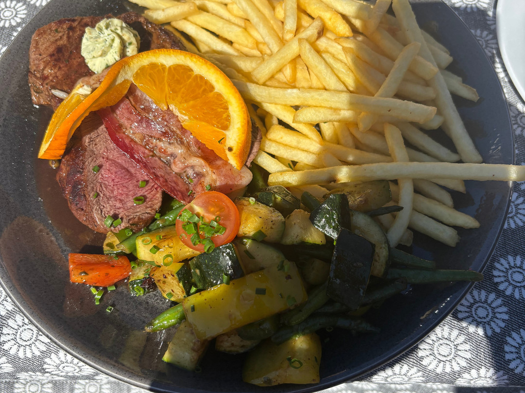 格勒布拉尔恩赞霍夫住宿加早餐旅馆主图