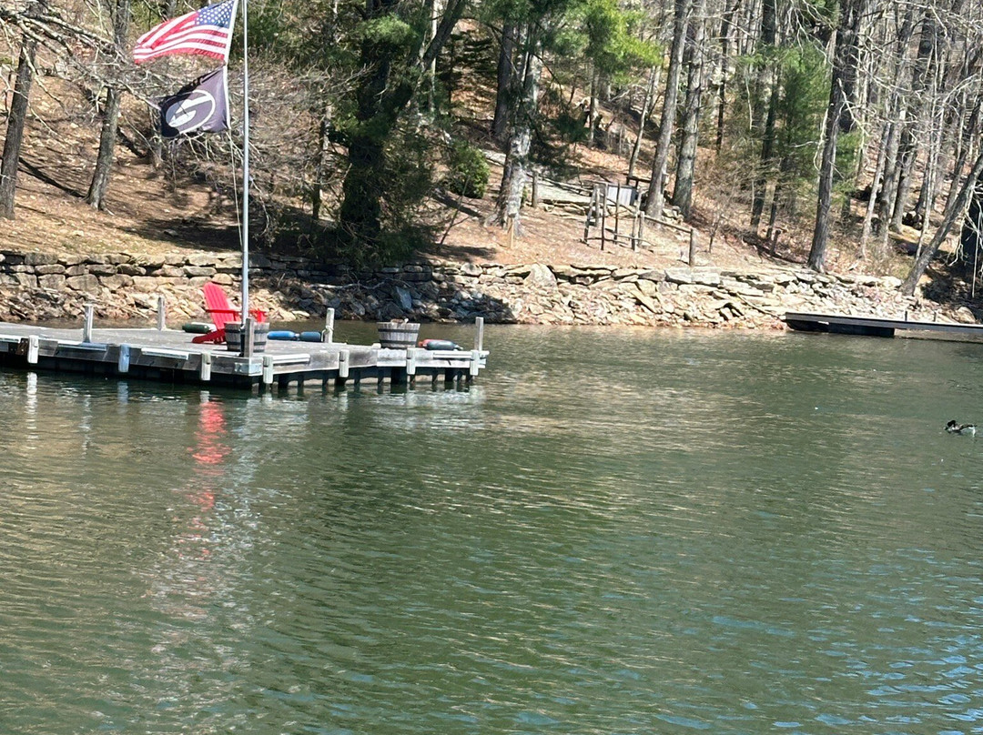 Lake Glenville Scenic Waterfall Cruises-Cashiers必去景点