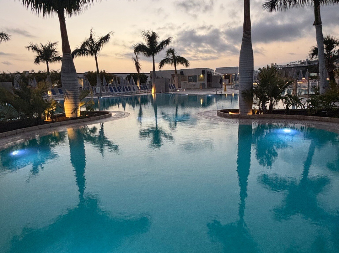 塞瓦图尔蓝色港湾主图